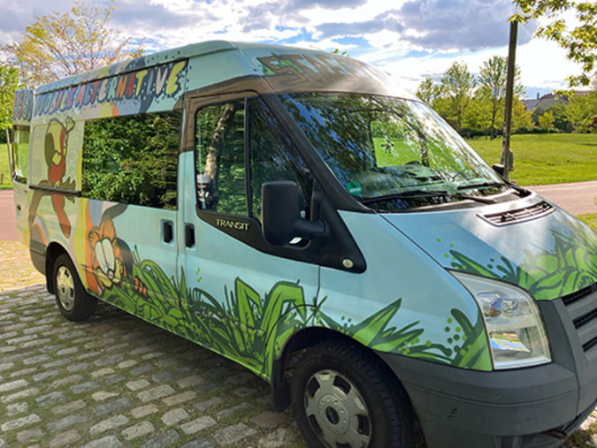 Streetwork Bus