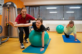 Gymnastik mit dem Ball